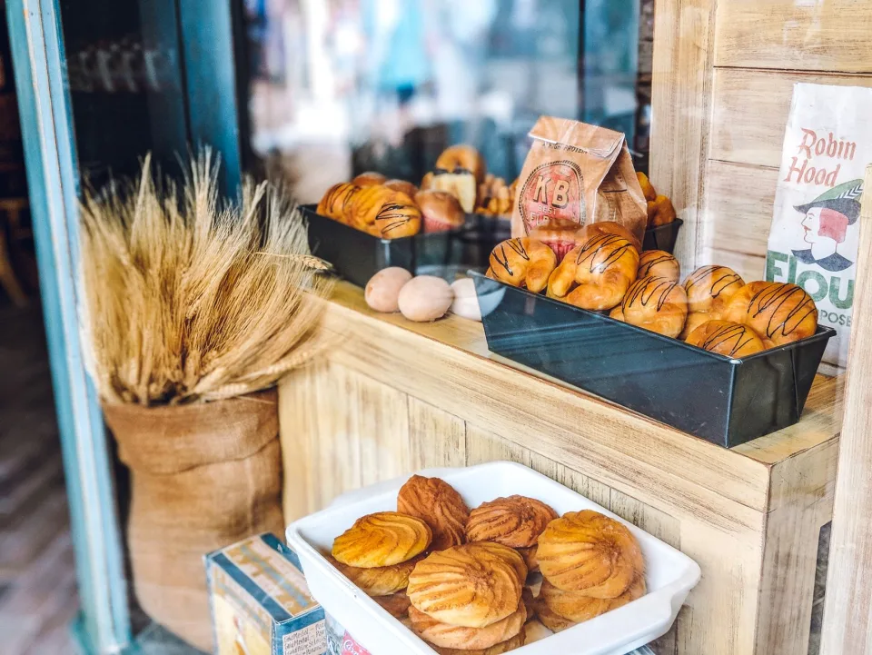 Thợ đứng lò tại tiệm